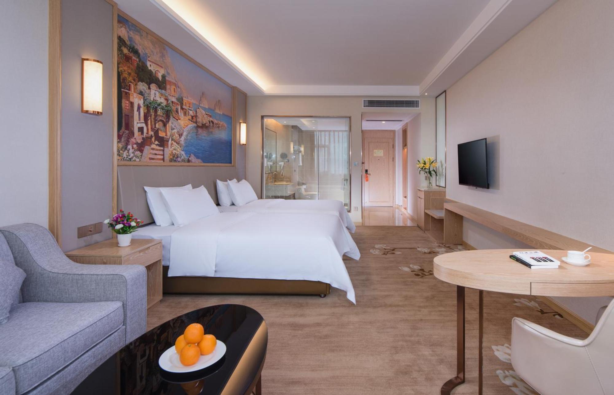 Vienna International Hotel Lianjiang  エクステリア 写真